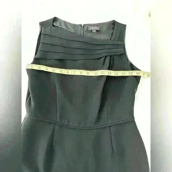 Tahari Arthur S. Levine Petite Sleeveless Dress Size 6P - Picture 6 of 10